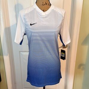 Nike White and Blue Men's Shirt